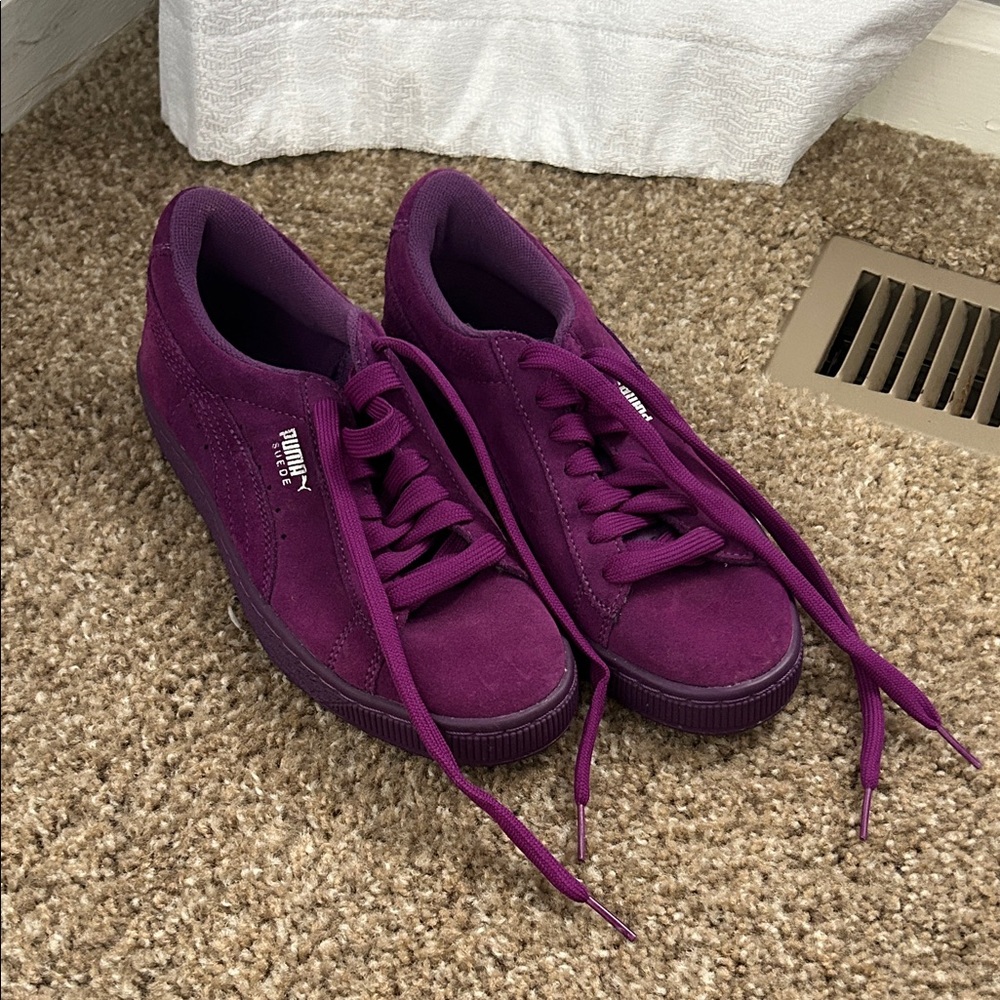 PUMA Women's Purple Sneakers